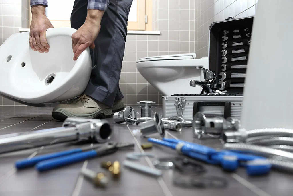 Professional bathroom plumbing repair in North Highlands